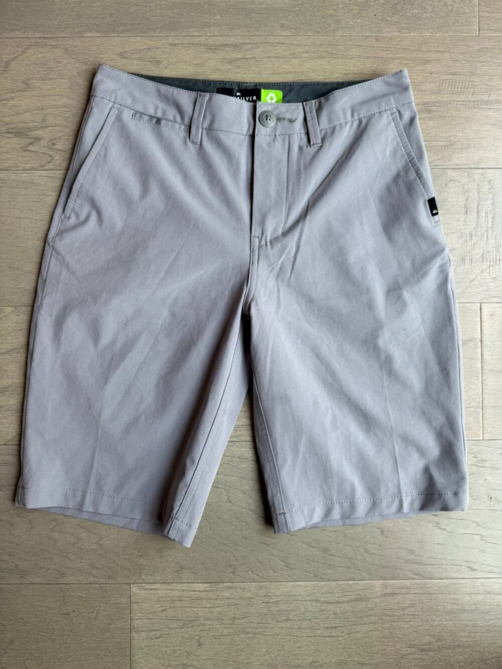 Quiksilver Mens Amphibian Shorts Gray 4 Way Stretch Hybrid Walkshorts, Size 27